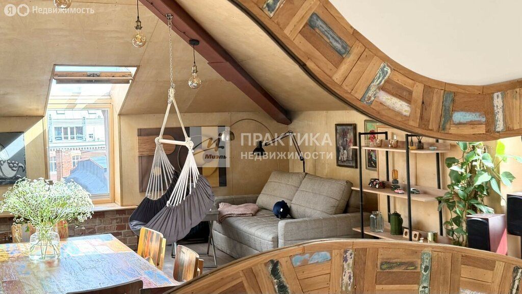 m. Verkhnie Kotly: Apartment, 3-rooms