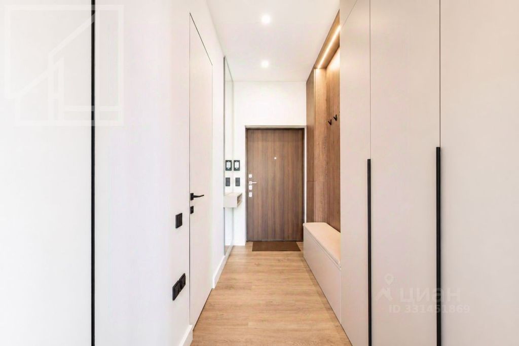 m. Davydkovo: Apartment, 3-rooms