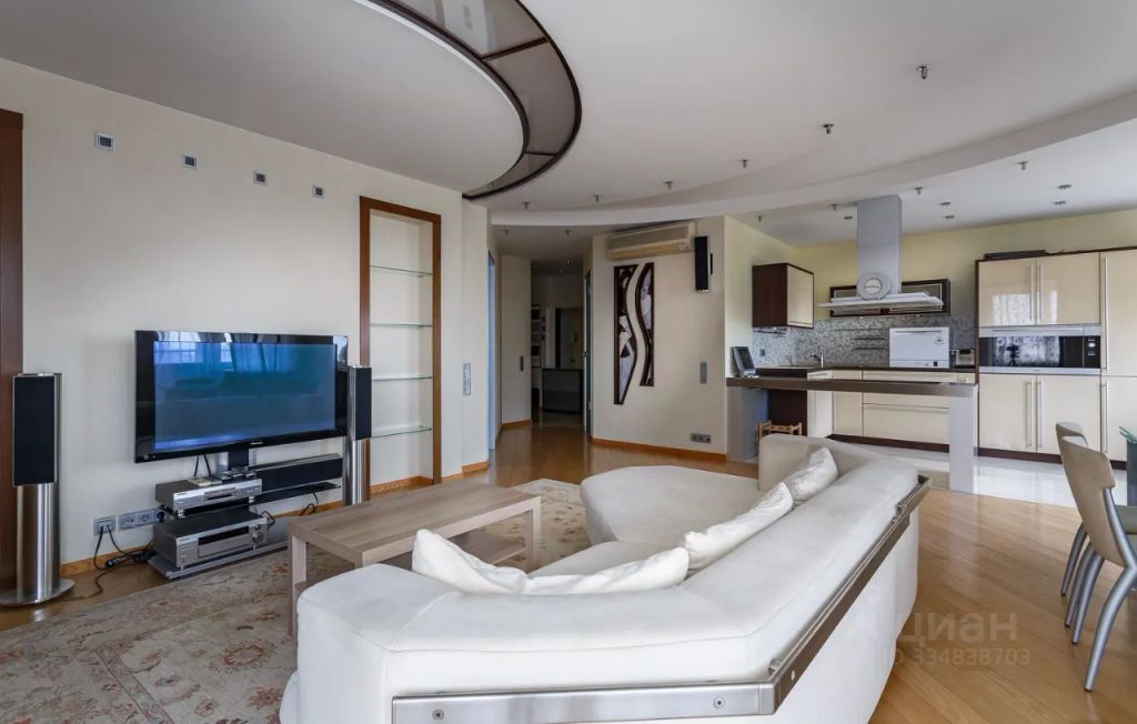 m. Novatorskaya: Apartment, 3-rooms