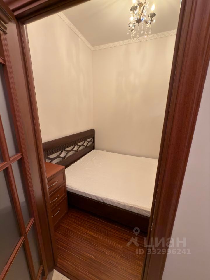 m. Yugo-Zapadnaya: Apartment, 1-rooms