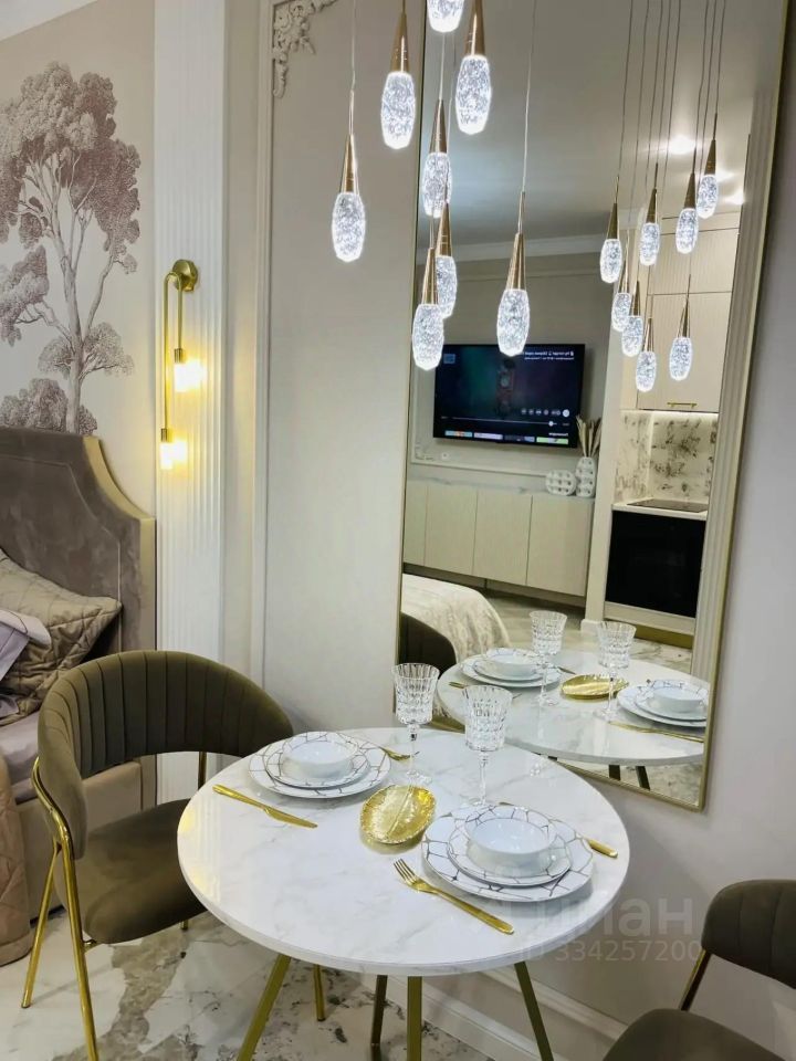 m. Lukhmanovskaya: Apartment, 1-rooms