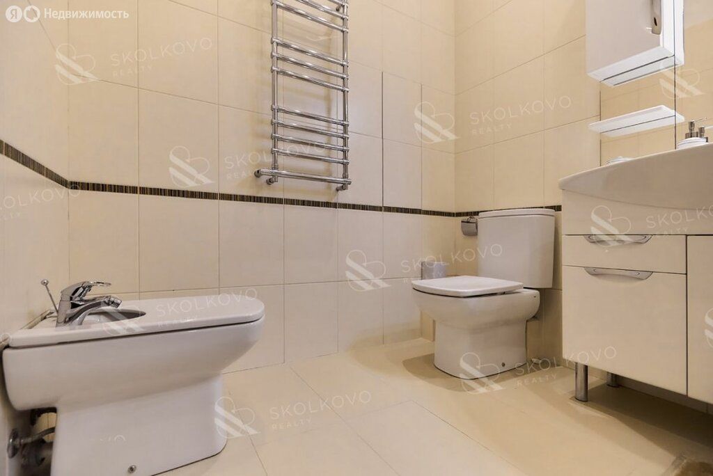m. Krylatskoe: Apartment, 3-rooms