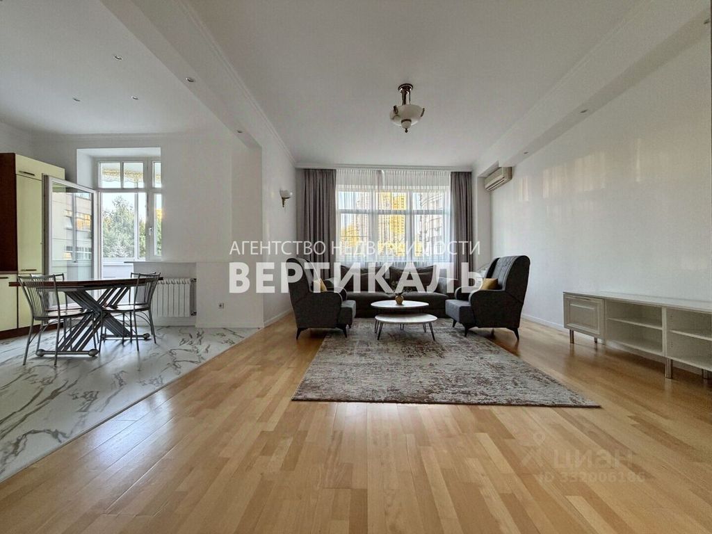 m. Michurinsky prospekt: Apartment, 2-rooms