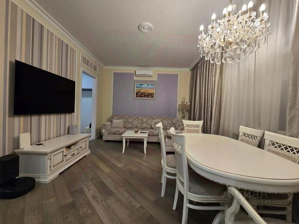 m. Tsvetnoy bulvar: Apartment, 2-rooms