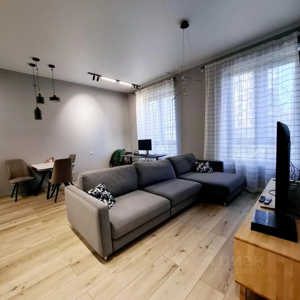 m. Molodezhnaya: Apartment, 2-rooms