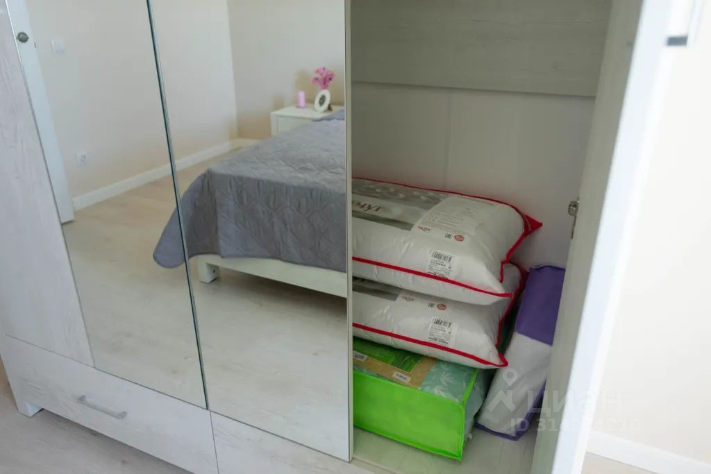 m. Strogino: Apartment, 2-rooms