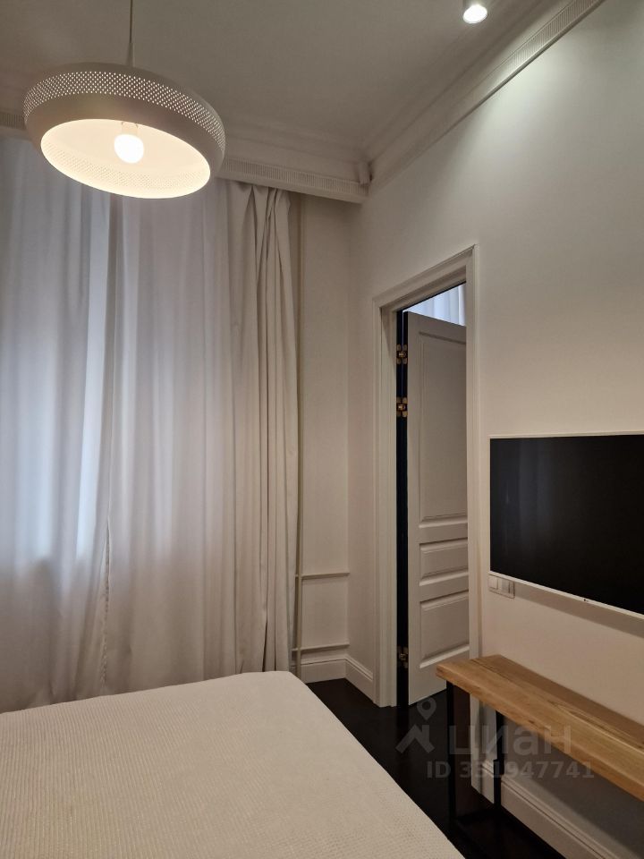 m. Tverskaya: Apartment, 3-rooms