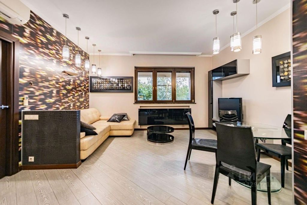 m. Sportivnaya: Apartment, 3-rooms