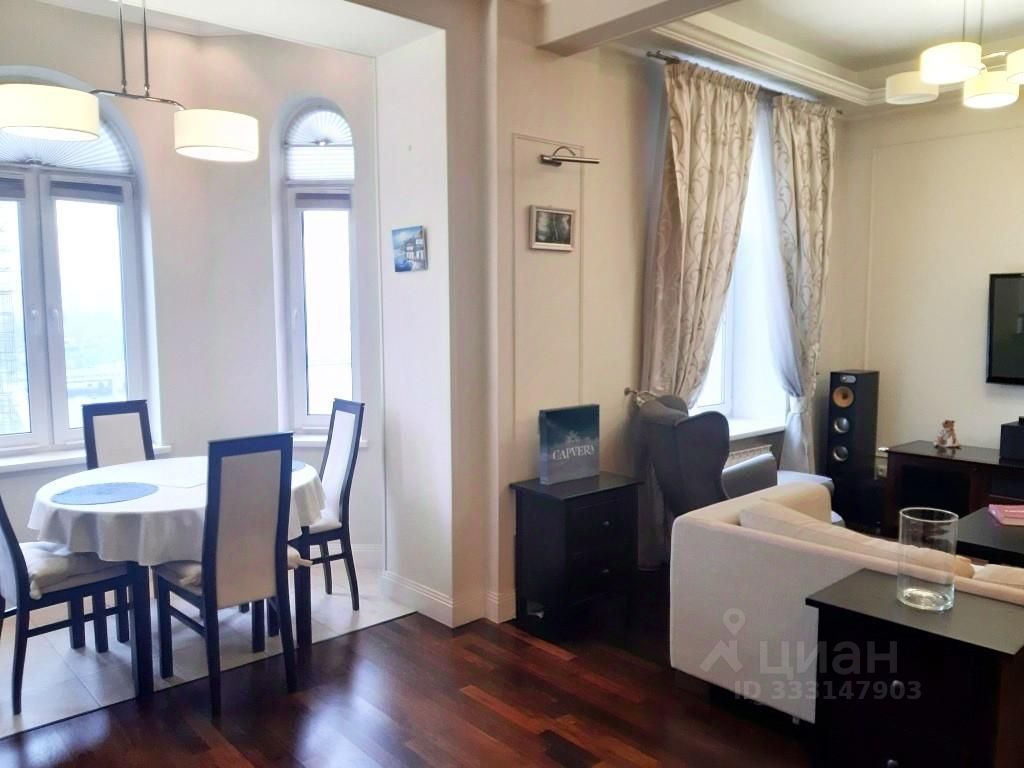 m. Smolenskaya: Apartment, 2-rooms