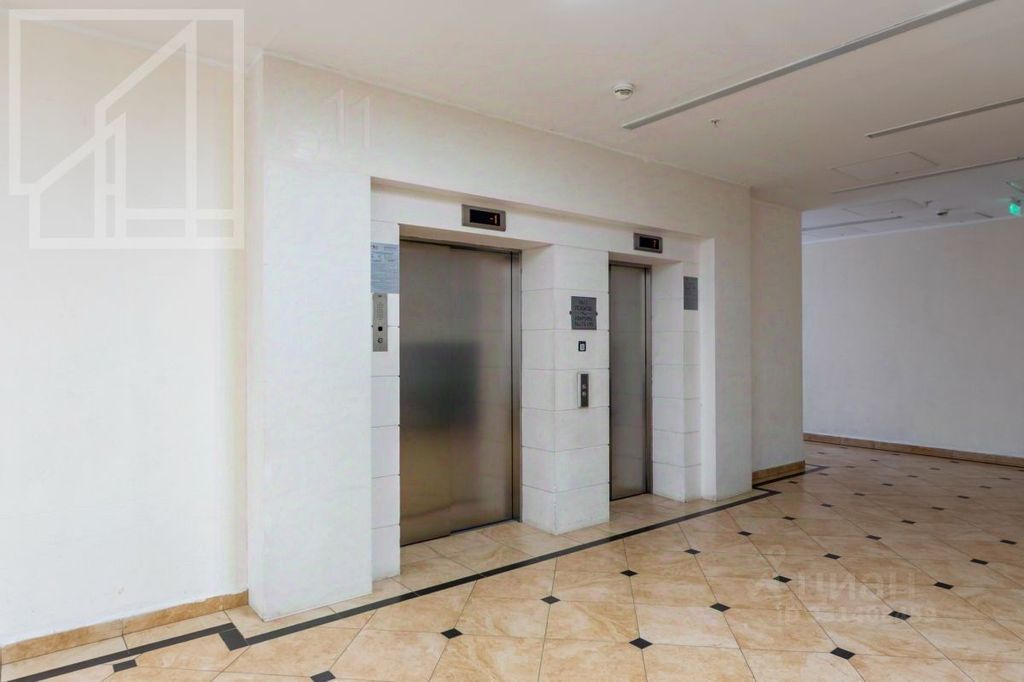 m. Chkalovskaya: Apartment, 3-rooms