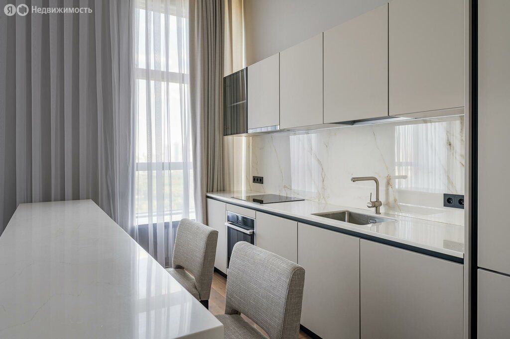 m. Bagrationovskaya: Apartment, 3-rooms