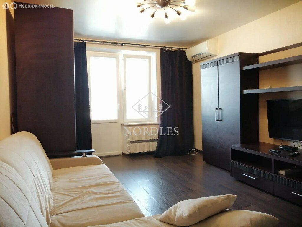 m. Polyanka: Apartment, 1-rooms