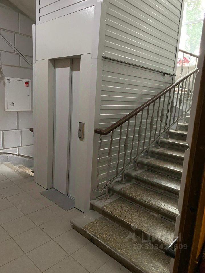 m. Krasnye vorota: Apartment, 2-rooms