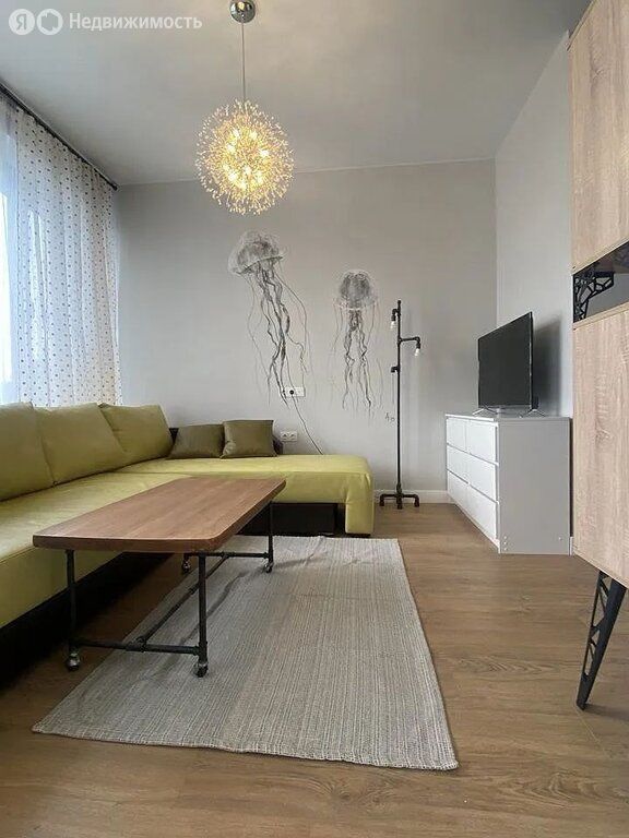 m. Verkhnie Kotly: Apartment, studio