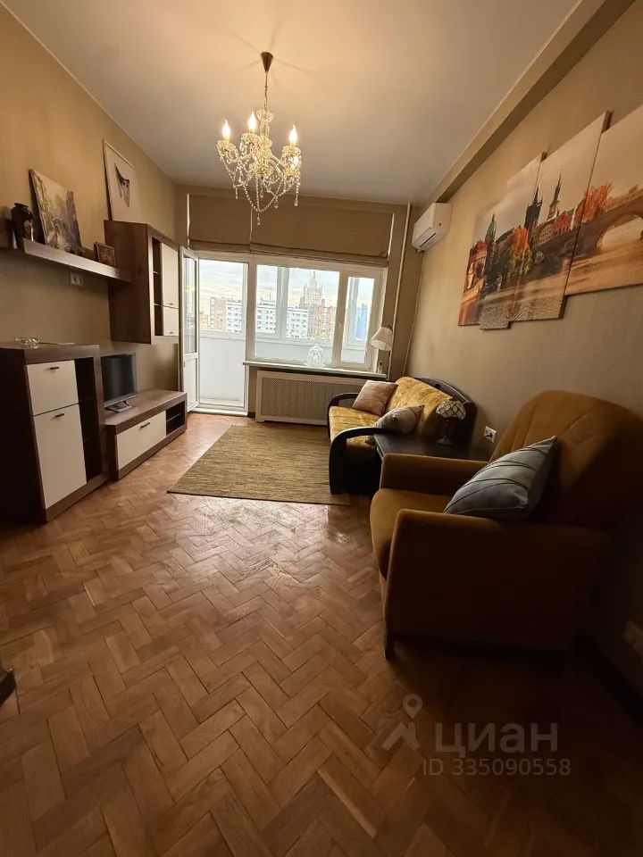 m. Kropotkinskaya: Apartment, 1-rooms