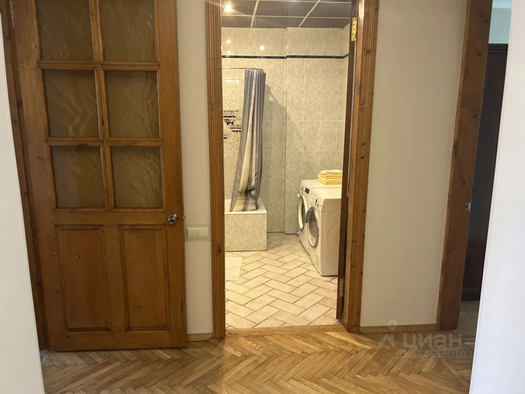 m. Okhotny ryad: Apartment, 2-rooms