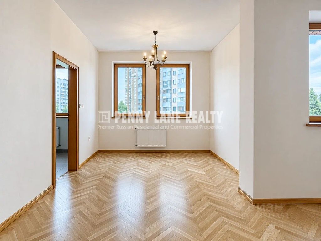 m. Universitet druzhby narodov: Apartment, 3-rooms
