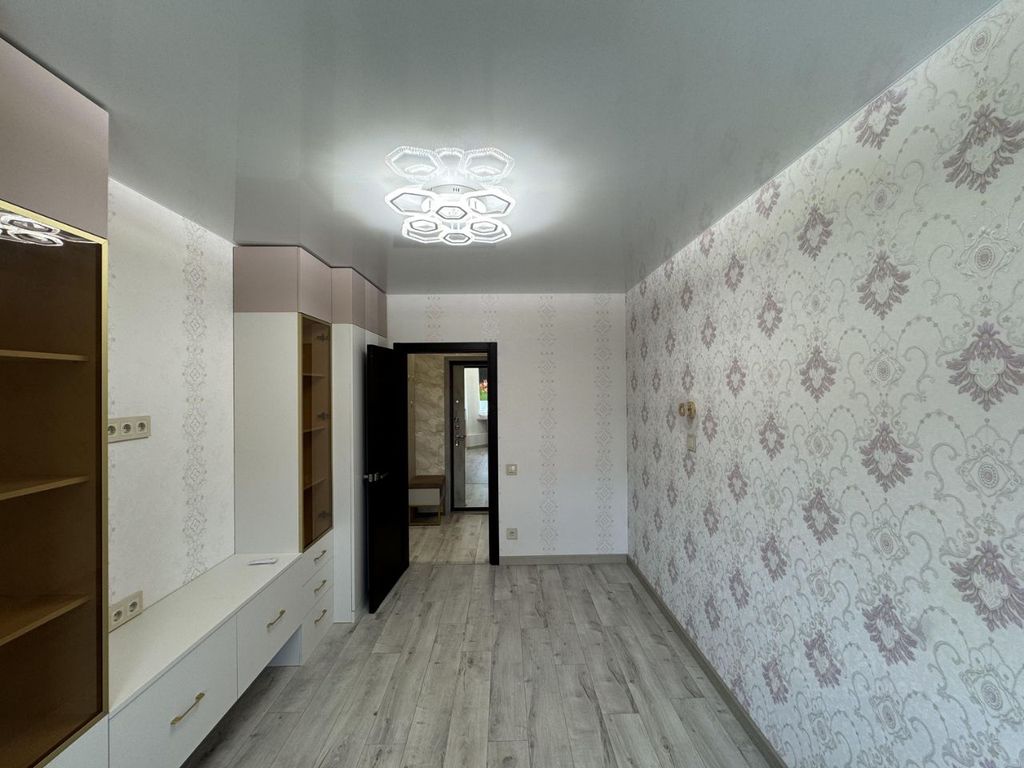 m. Bulvar Dmitriya Donskogo: Apartment, 2-rooms