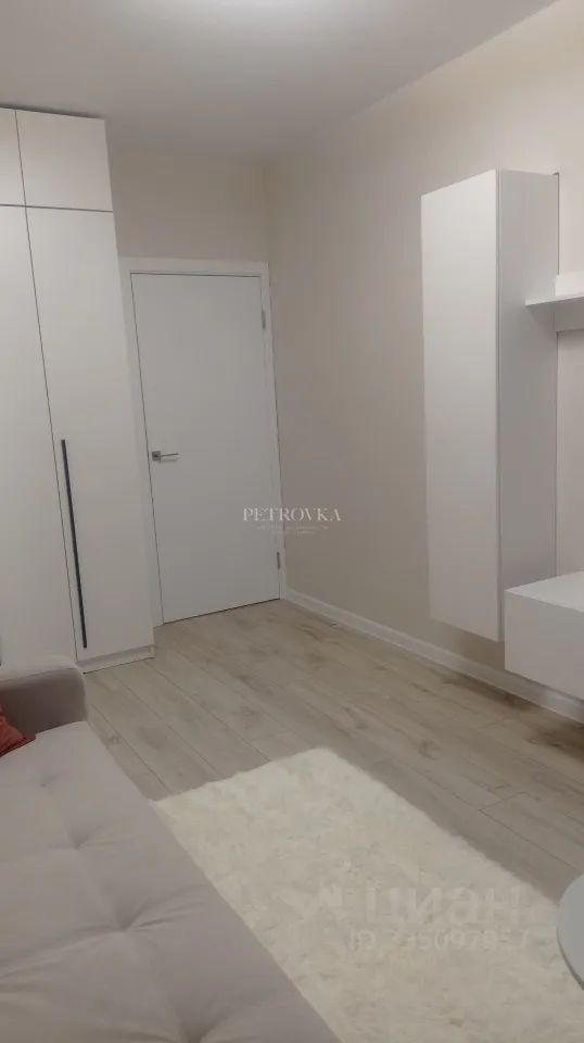m. Krasnogorskaya: Apartment, 1-rooms