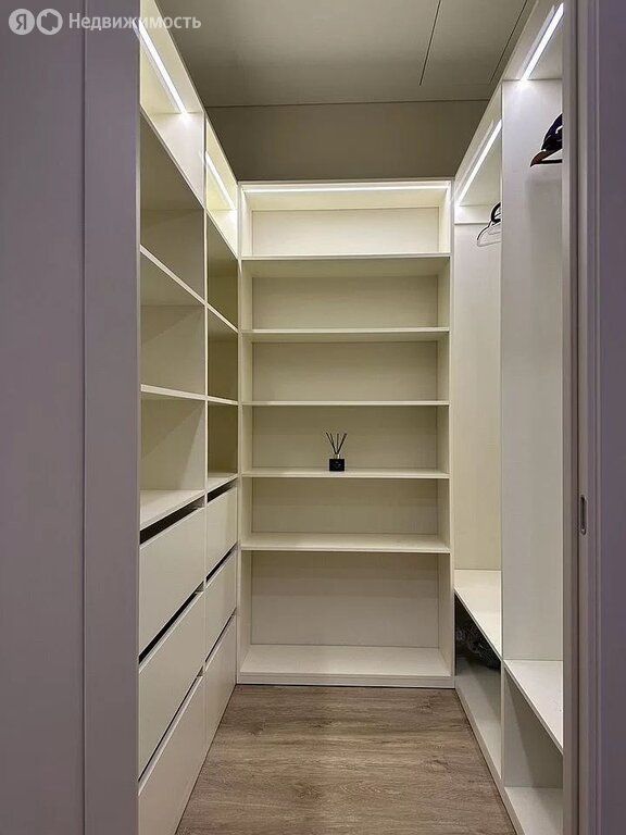 m. Dinamo: Apartment, 2-rooms
