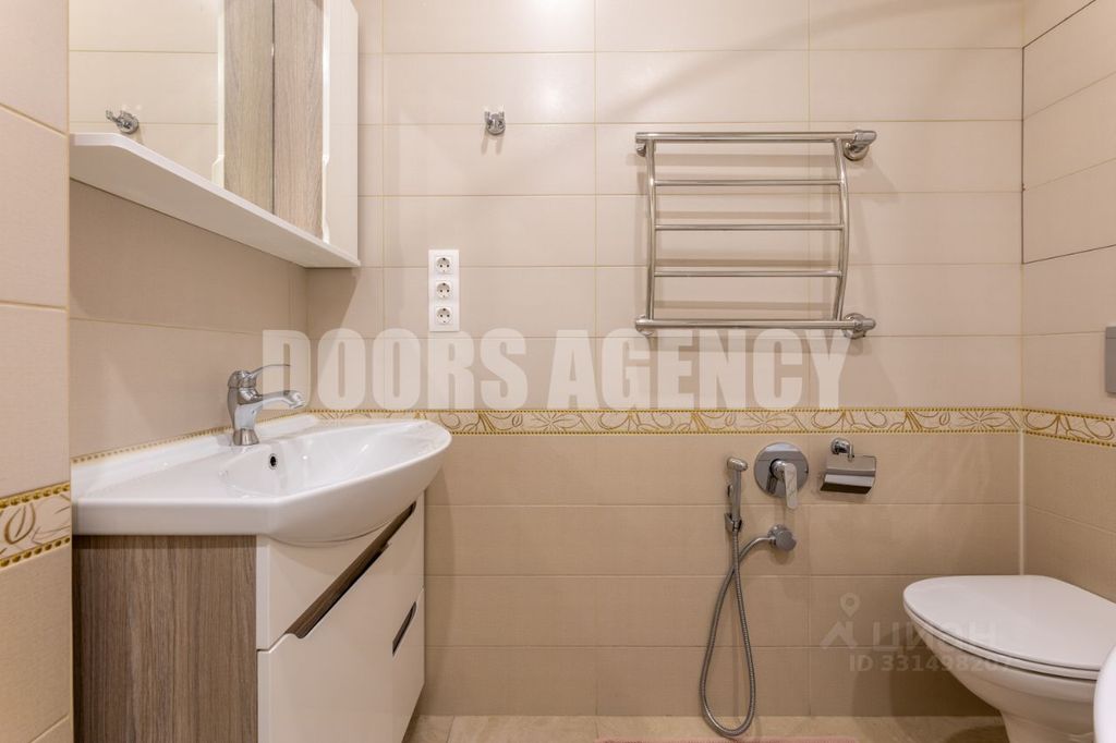 m. Ulitsa 1905 goda: Apartment, 2-rooms