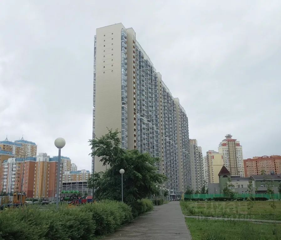 m. Myakinino: Apartment, 2-rooms