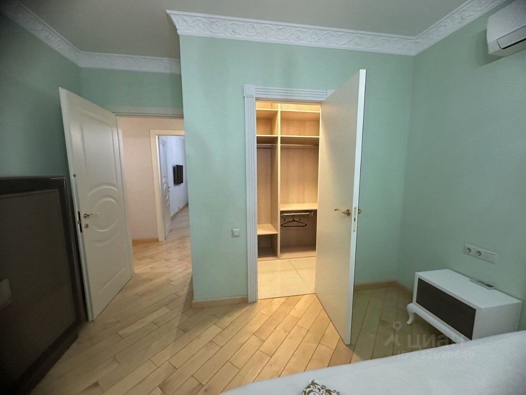 m. Profsoyuznaya: Apartment, 3-rooms