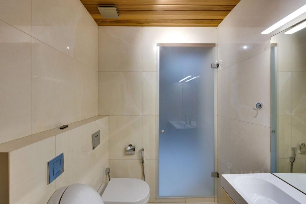 m. Barrikadnaya: Apartment, 3-rooms
