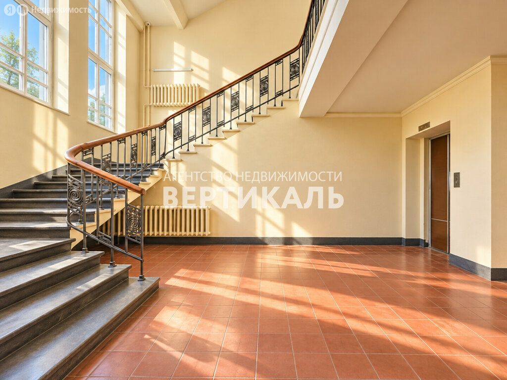 m. Park kultury: Apartment, 3-rooms