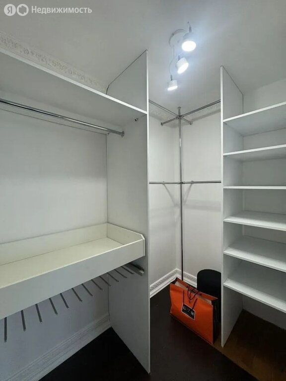m. Mendeleevskaya: Apartment, 1-rooms