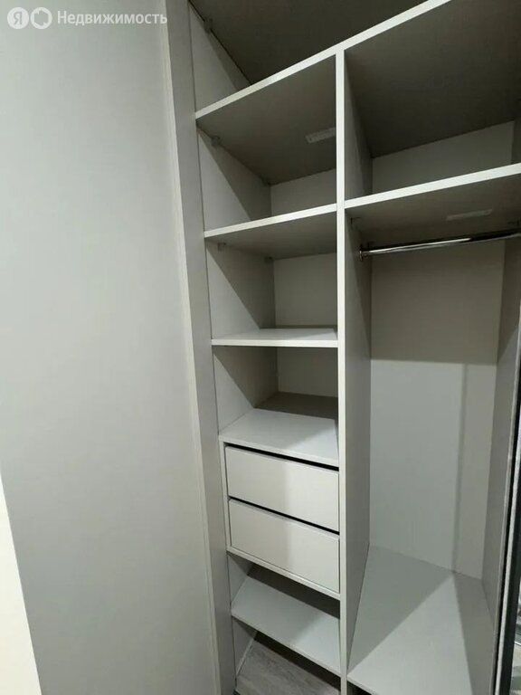 m. Tekhnopark: Apartment, 2-rooms