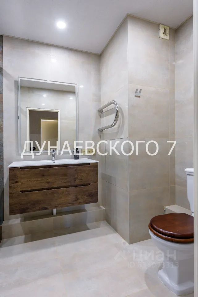 m. Studencheskaya: Apartment, 3-rooms