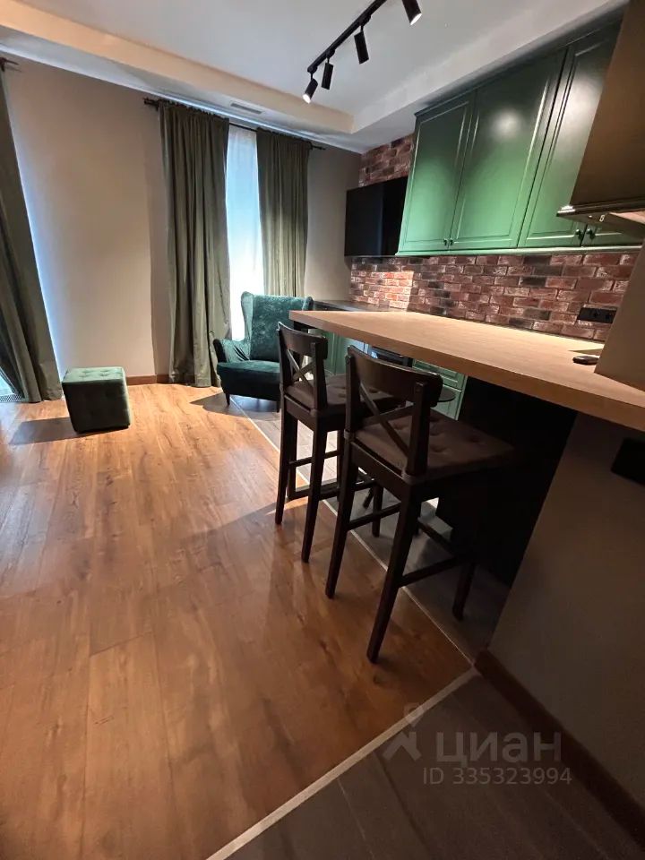 m. Dmitrovskaya: Apartment, studio