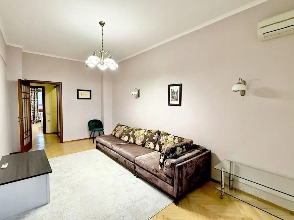 m. Universitet: Apartment, 2-rooms