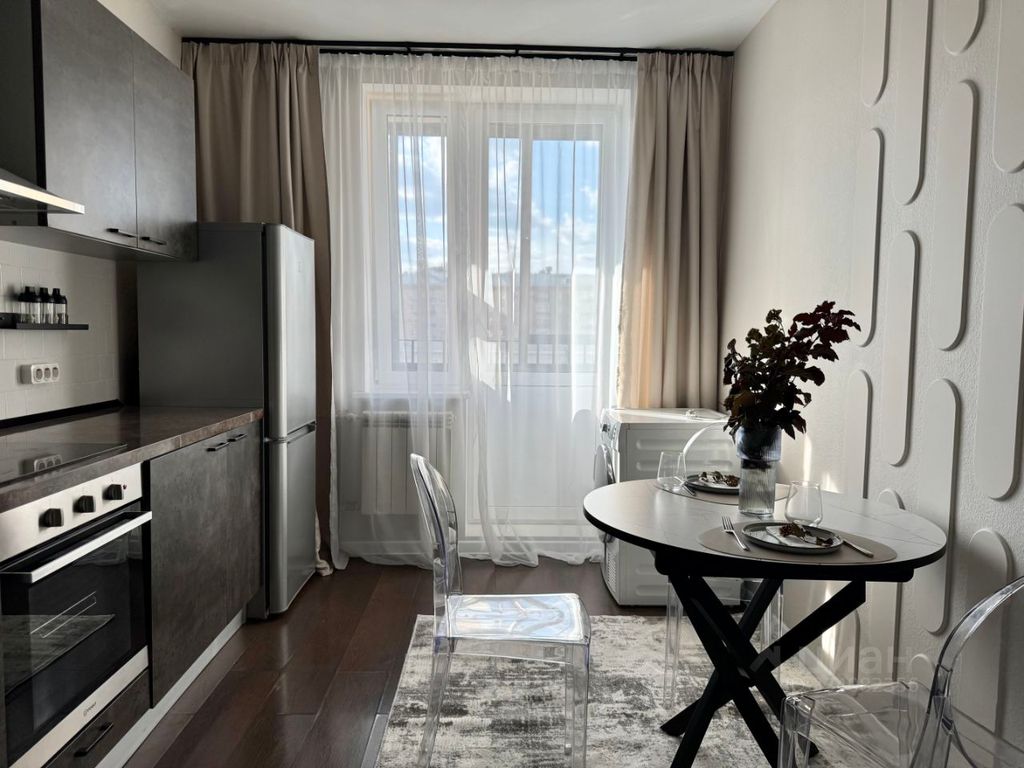 m. Ulitsa 1905 goda: Apartment, 2-rooms