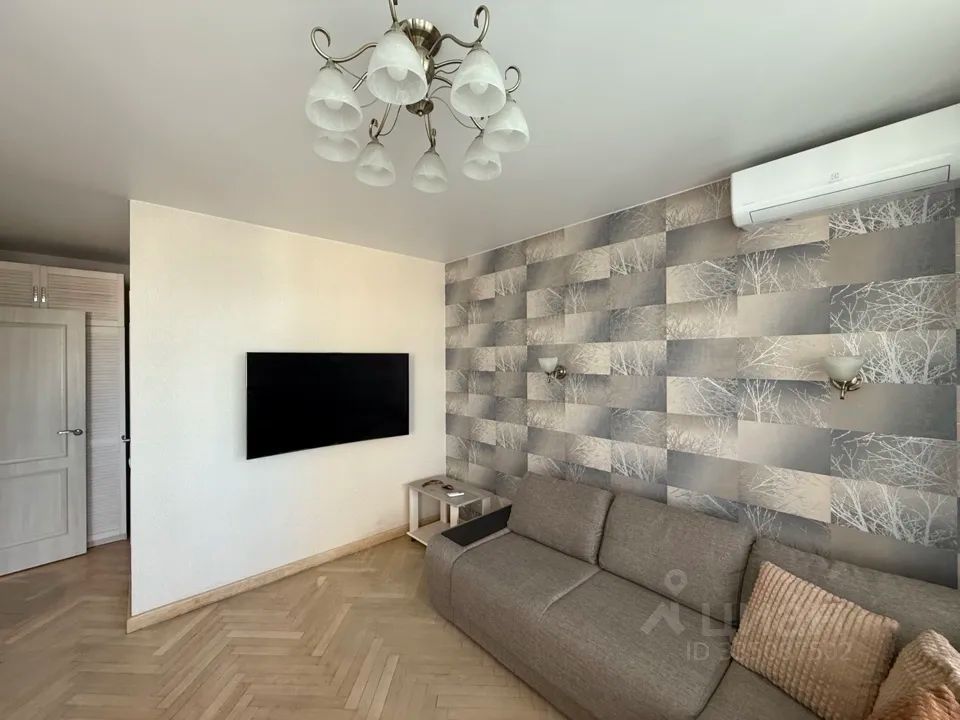 m. Barrikadnaya: Apartment, 2-rooms