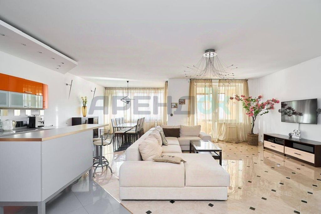 m. Arbatskaya: Apartment, 4-rooms