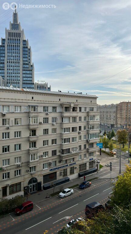 m. Mayakovskaya: Apartment, 2-rooms