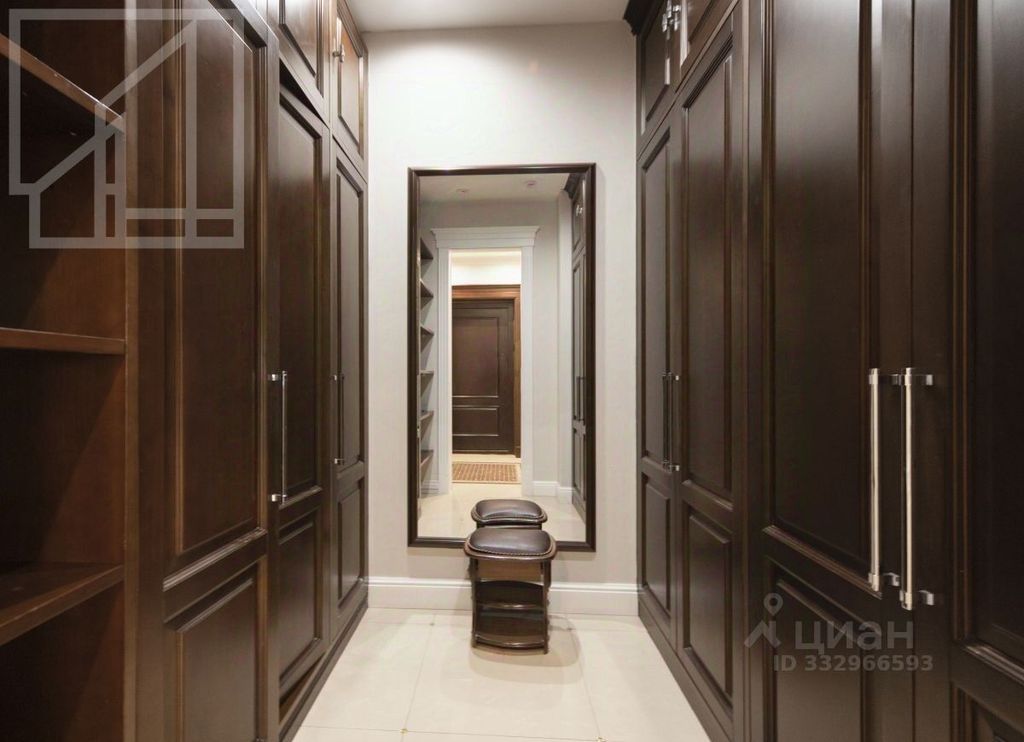 m. Mayakovskaya: Apartment, 4-rooms
