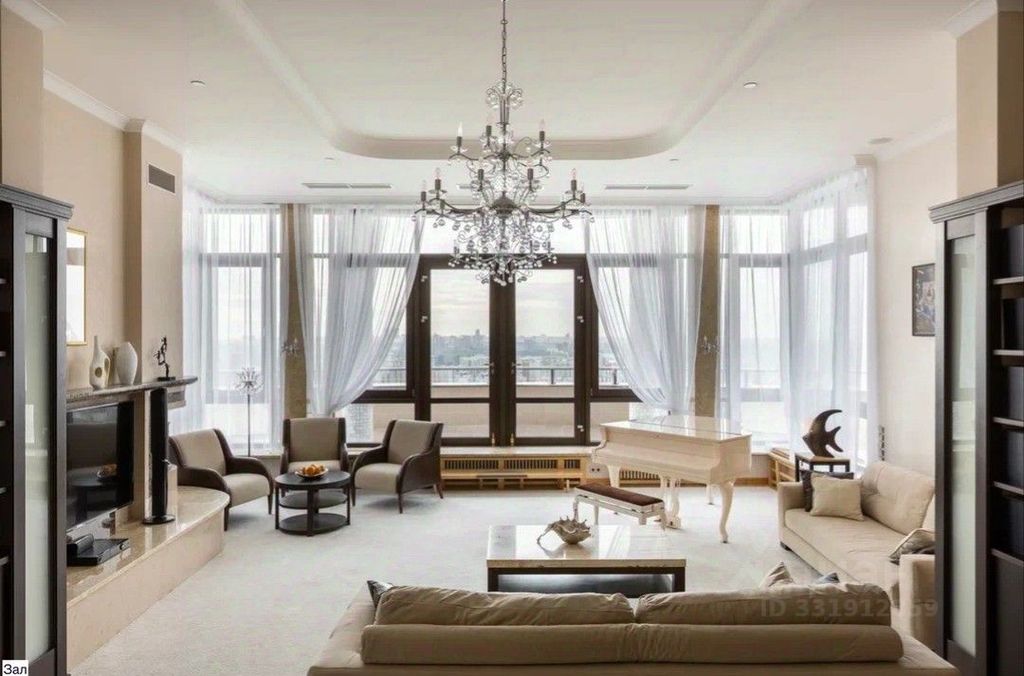 m. Minskaya: Apartment, 6-rooms