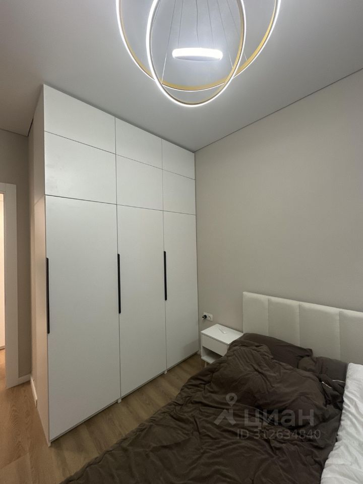 m. Strogino: Apartment, 2-rooms
