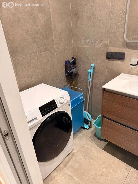 m. Aminyevskaya: Apartment, 2-rooms