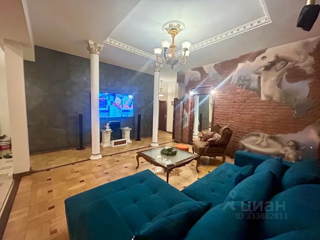 m. Sretensky bulvar: Apartment, 2-rooms