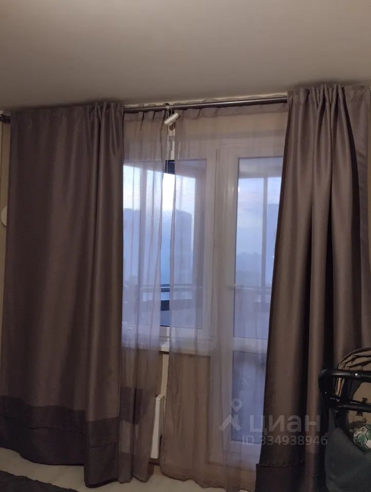 m. Bulvar Dmitriya Donskogo: Apartment, 2-rooms