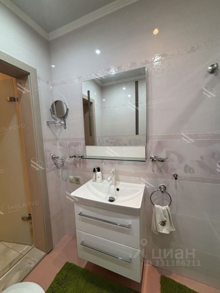 m. Sportivnaya: Apartment, 3-rooms