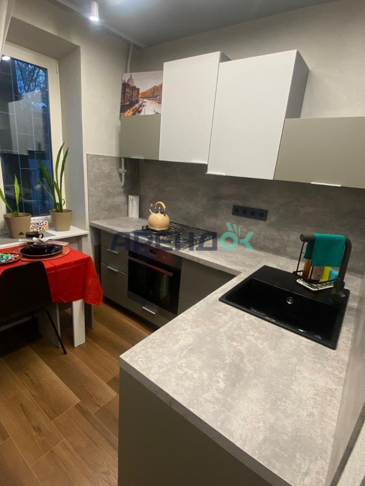 m. Studencheskaya: Apartment, 2-rooms