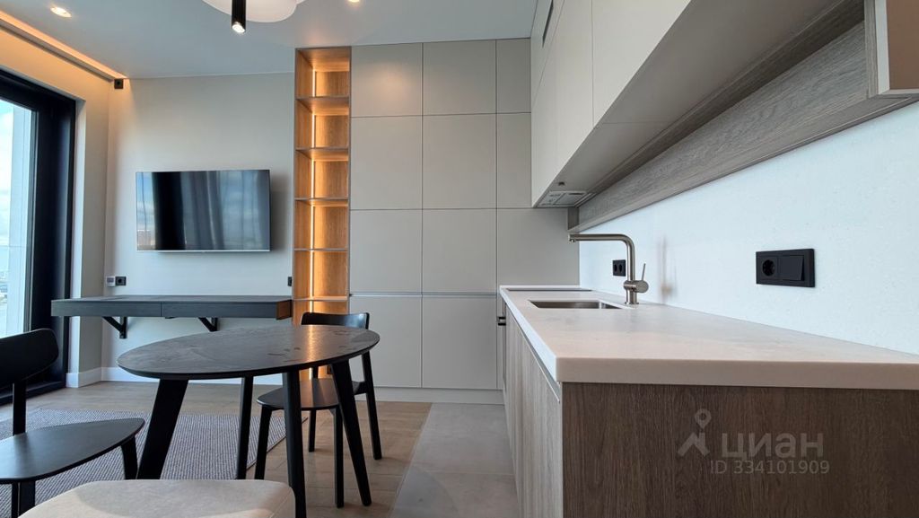m. Trikotazhnaya: Apartment, studio