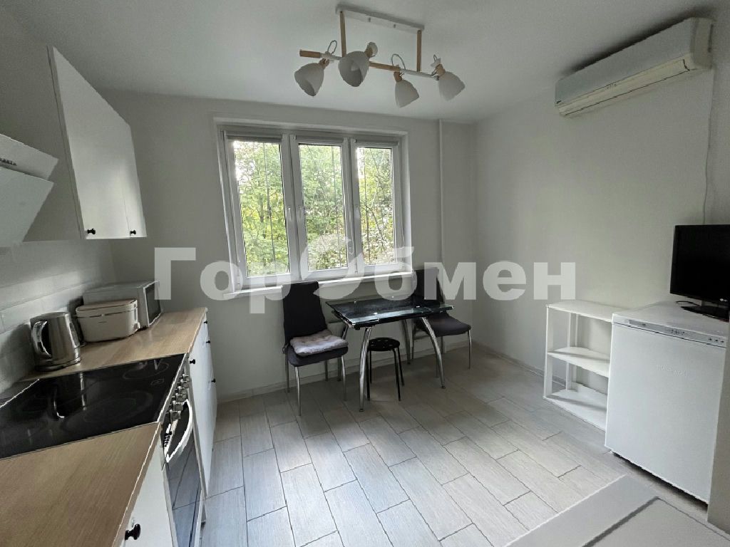 m. Buninskaya alleya: Apartment, 3-rooms