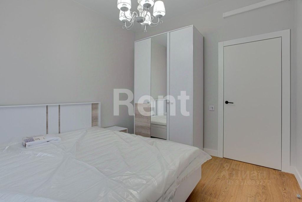 m. Verkhnie Kotly: Apartment, 2-rooms