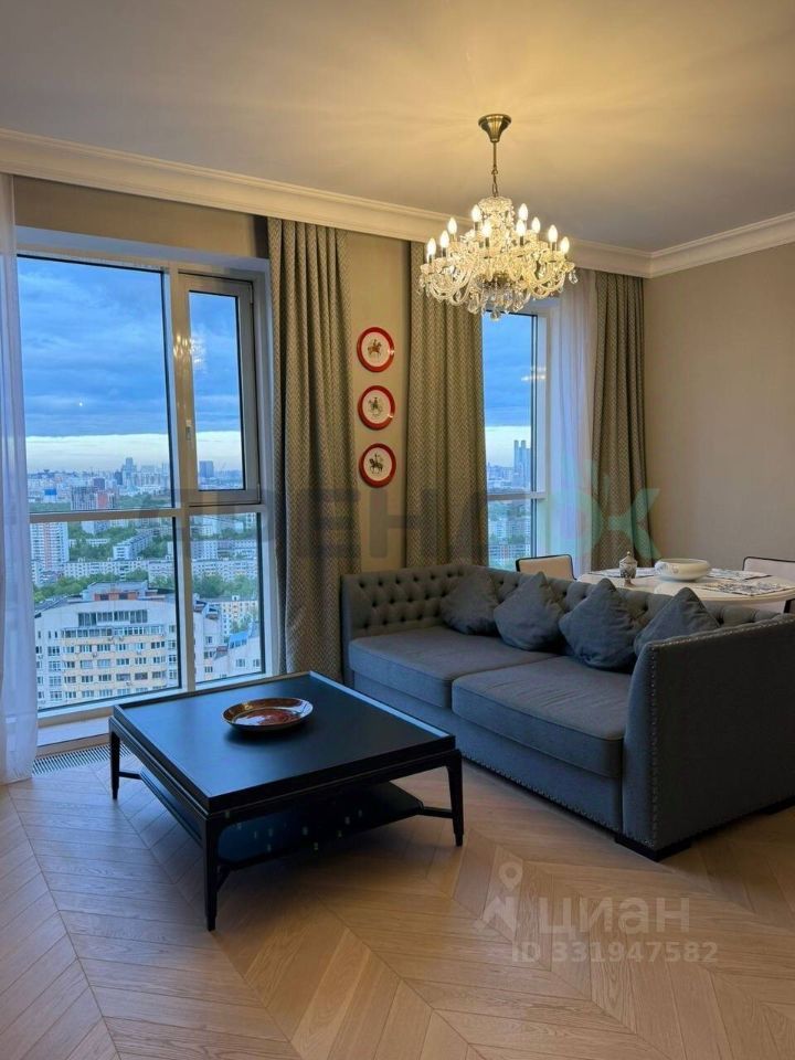 m. Narodnoe Opolchenie: Apartment, 2-rooms